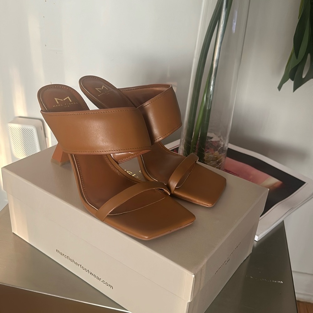 Marc Fisher LTD Deann Heeled Sandals